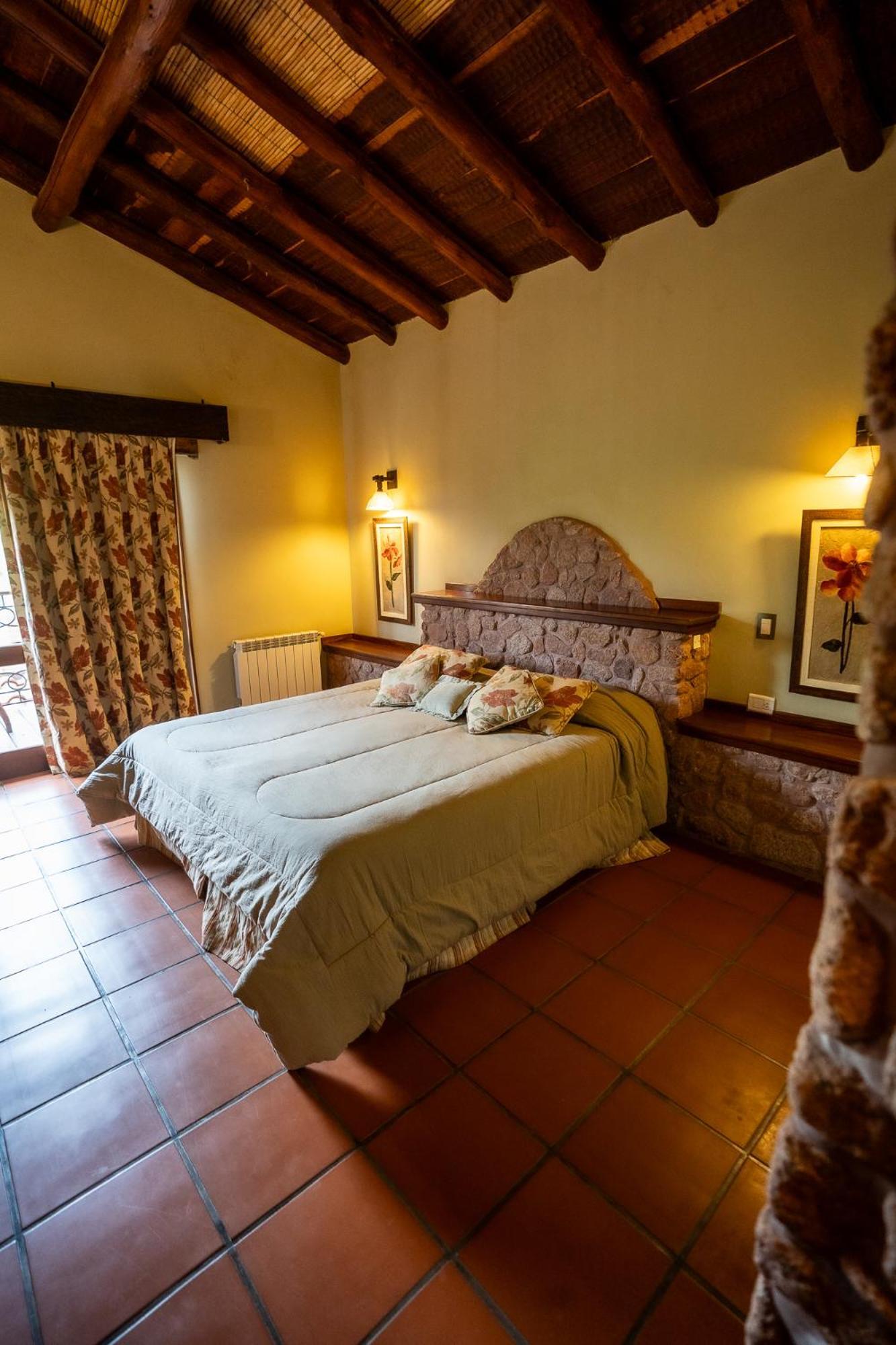 La Casa De La Bodega - Wine Boutique Hotel Cafayate Bagian luar foto